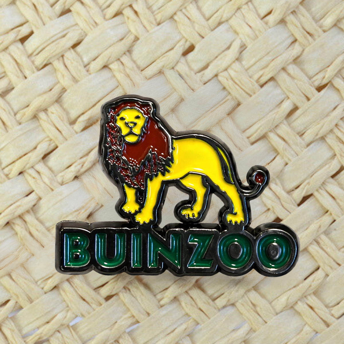 Pin Leon Buinzoo